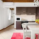Le Logge, Iconic Basilica Views In The Heart Of Appartement Vicence