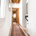 Le Logge, Iconic Basilica Views In The Heart Of Appartement Vicence